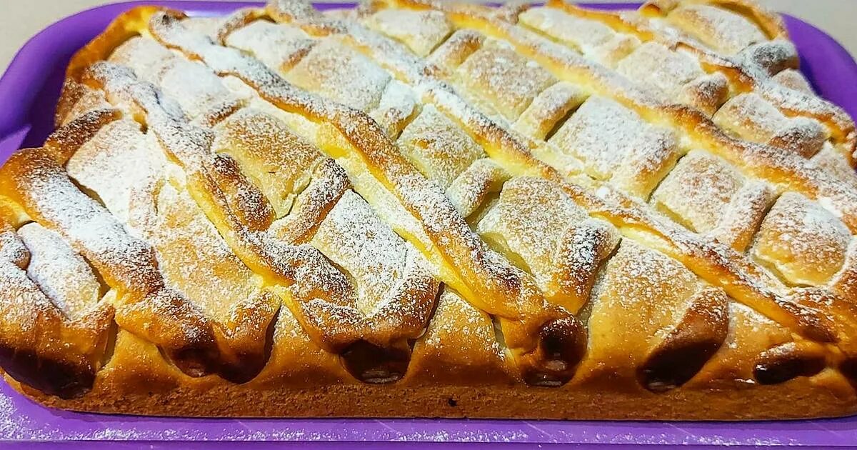 Рецепт стеганое одеяло. Пирог стеганое одеяло. Пирог стеганое одеяло. Шоколадно творожный пирог. Пирог стеганое одеяло с творогом.