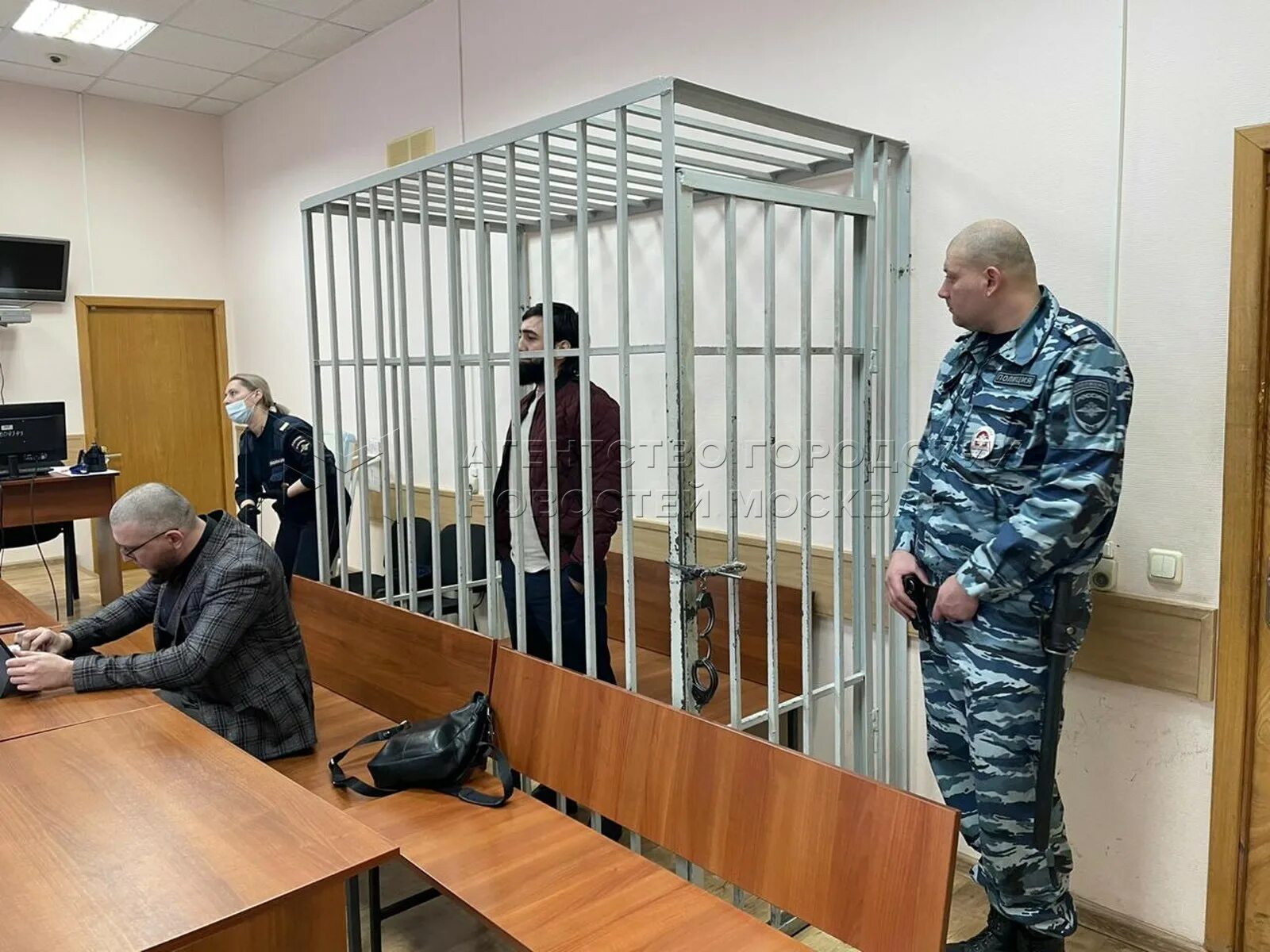 Боец суды