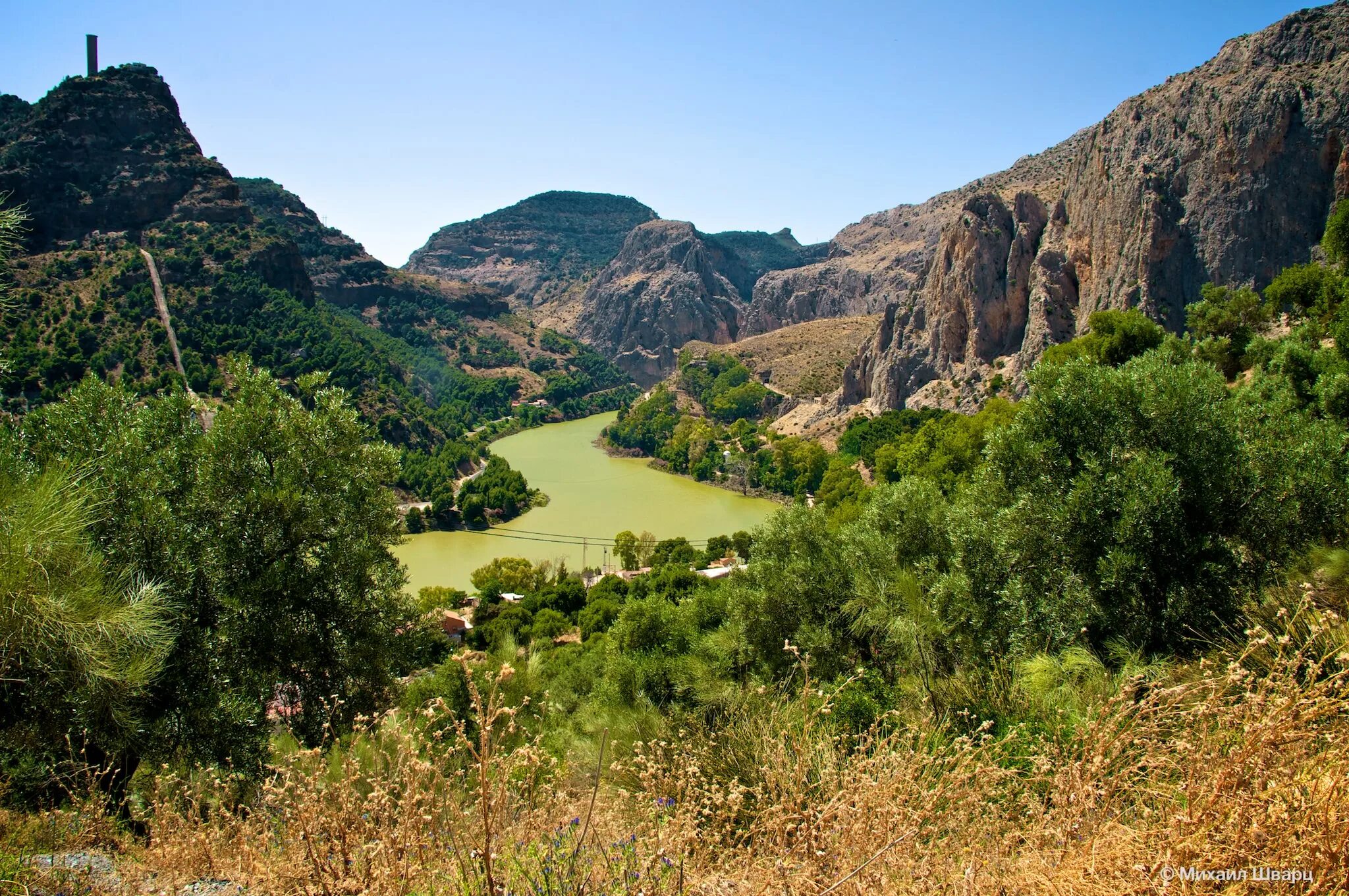 Андалусия парк. Андалузия природа. Озеро Vadomojon, Андалусия. Андалусия пейзажи.