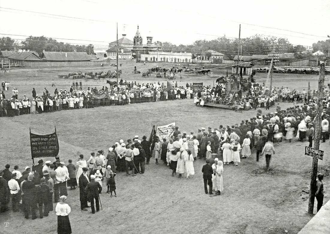 чувашии 20 годы. чебоксары начало 20 века. базарная площадь чебоксары 18 век. чебоксары столица чувашии 1920 год. чувашская автономная область 1920.