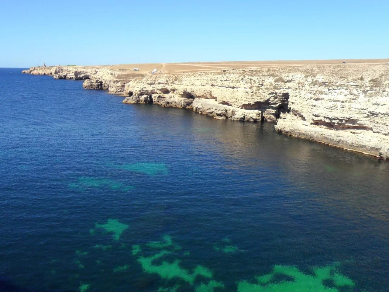 пгт черноморское западный крым. поселок черноморское. черноморское фото поселка. поселок черноморское. черноморское крым море.