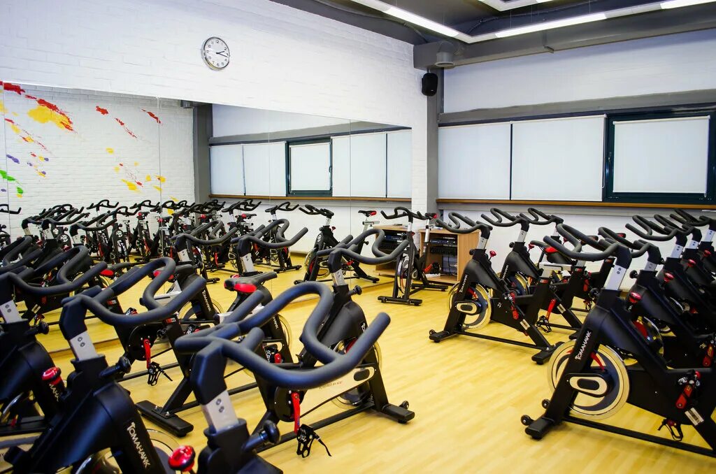 спортзал арсенал нижнекамск. сити фитнес нижнекамск. сталь зал спортивный. арена нижнекамск тренажерный зал. спортзал фитетика нижнекамск.