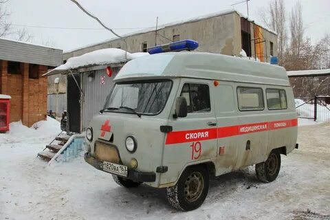 3 фельдшера