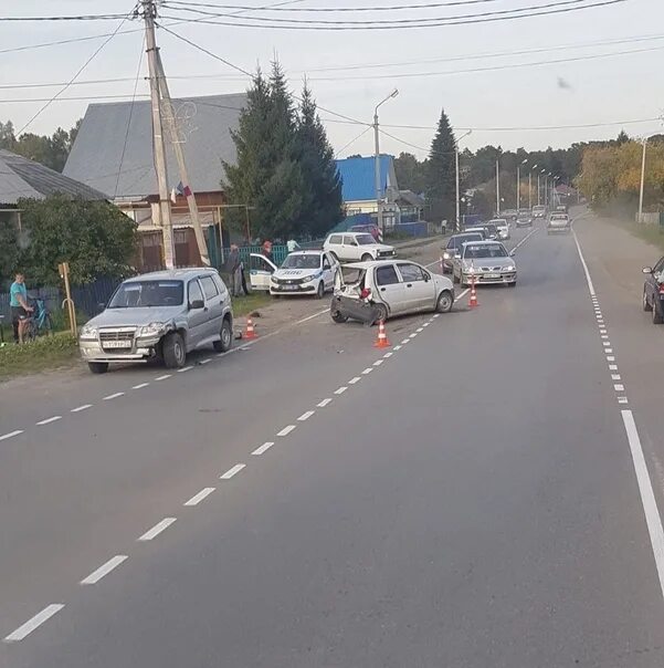 Погода в заводоуковске на неделю тюменская область. Авария в городе Заводоуковске. Происшествия Заводоуковск. Машинная авария в Заводоуковске.