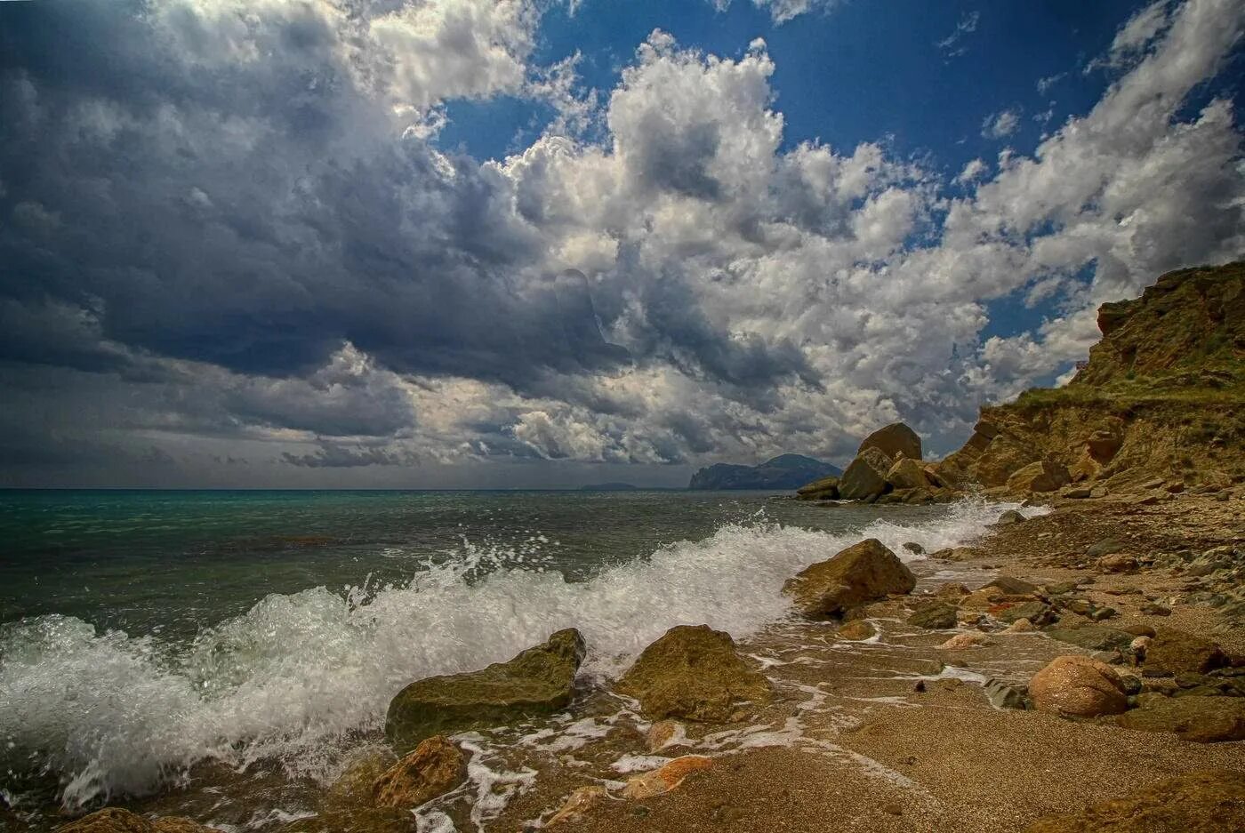 Морской Прибой Евпатория. Коктебель морской Прибой. Орджоникидзе черное море. Море Феодосия Орджо Прибой. Загорая на берегу черного моря мы старались