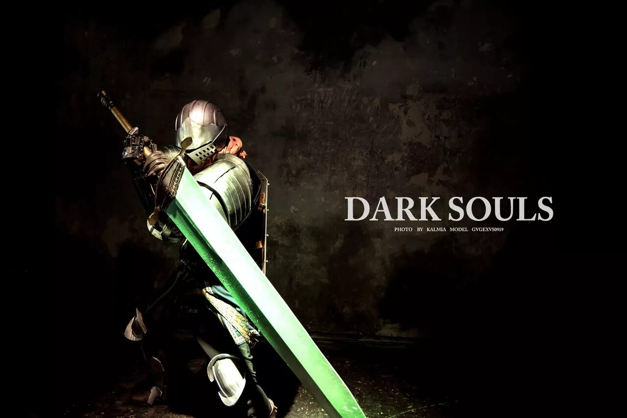 Moonlight sword. Лунный меч Dark Souls 1. Dark Souls Moonlight. Дарк соулс Greatsword. Дарк соулс 2 оружие.