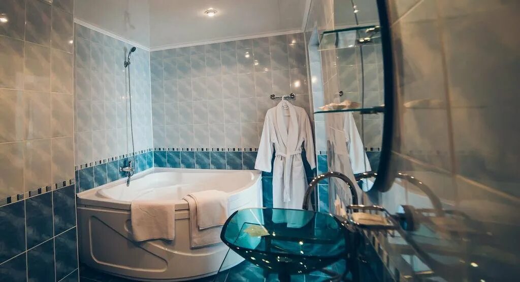 Чистополь отели. Чистополь татарстан гостиницы. Гостиница чистополя улица ленина 32. Чистополь отели. Гостиница чистополь в чистополе.