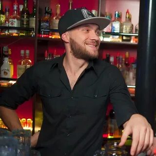 Devran chanan бармен