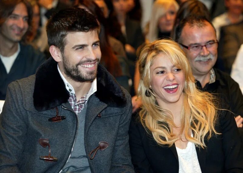 Пике расстался. Shakira and Pique.