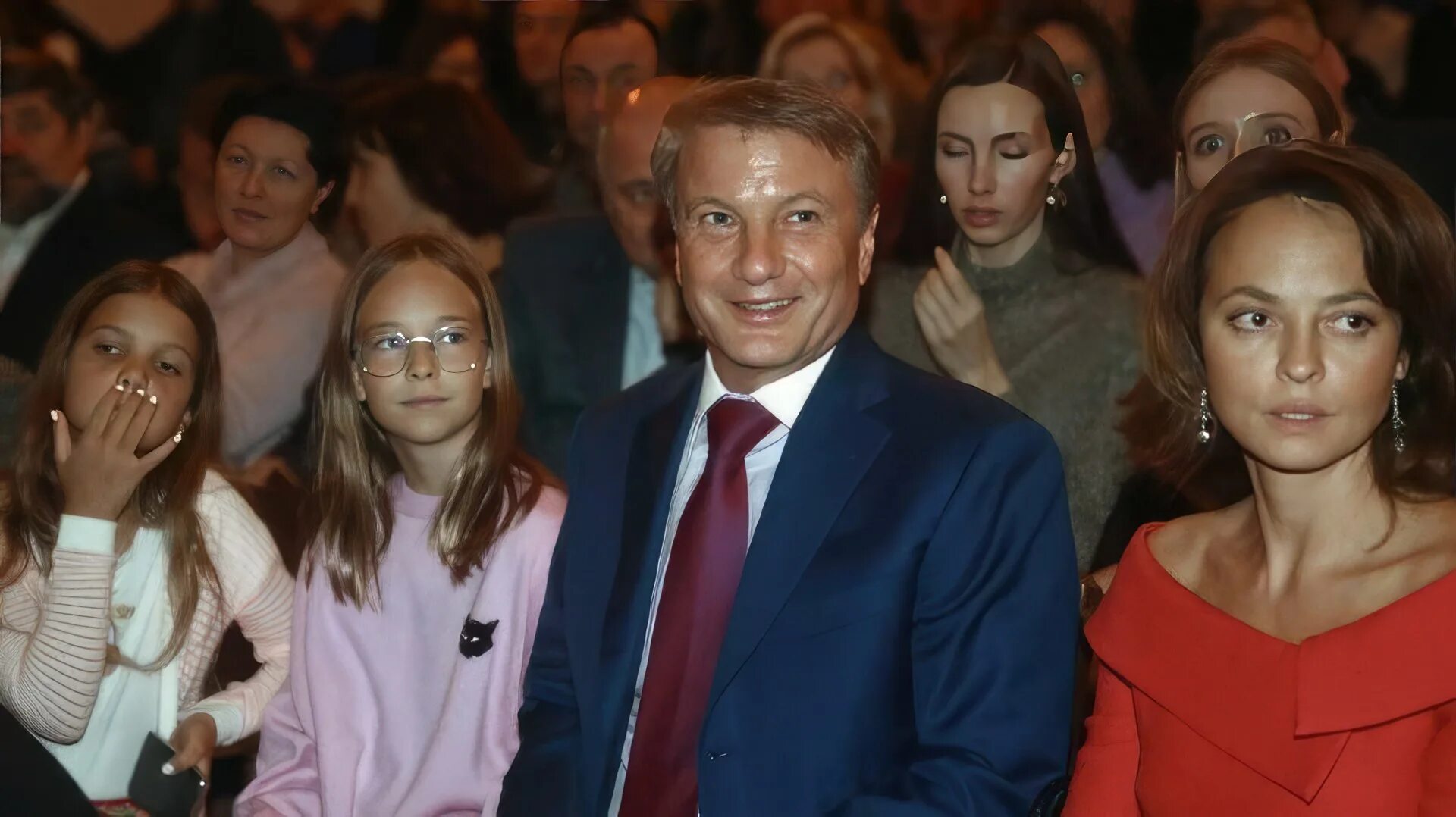Семья грефа жена дети. Греф и его семья. Семья грефа жена дети. Семья грефа жена дети. Семья грефа жена дети.