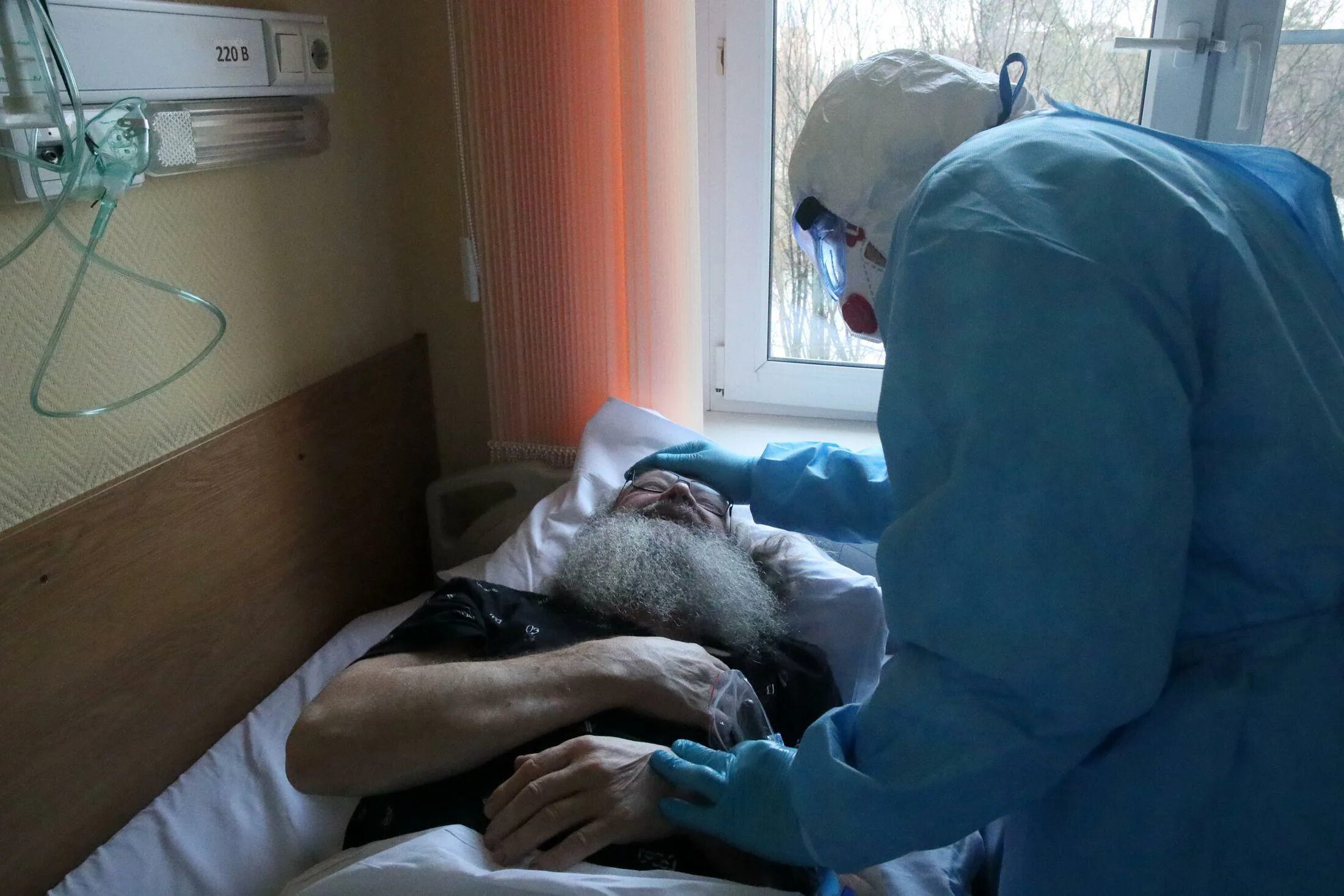 Благодаря помощи врачей он сумел победить болезнь