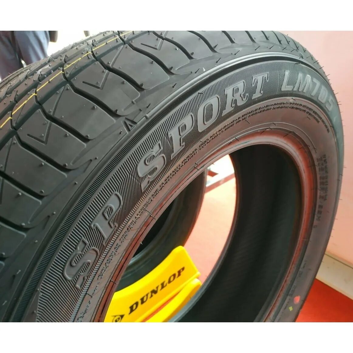 Dunlop SP Sport lm705w. Dunlop (Данлоп) SP Sport lm705w. Шина Dunlop SP Sport lm705w. Dunlop SP Sport lm705w 195/60 r15 88v.