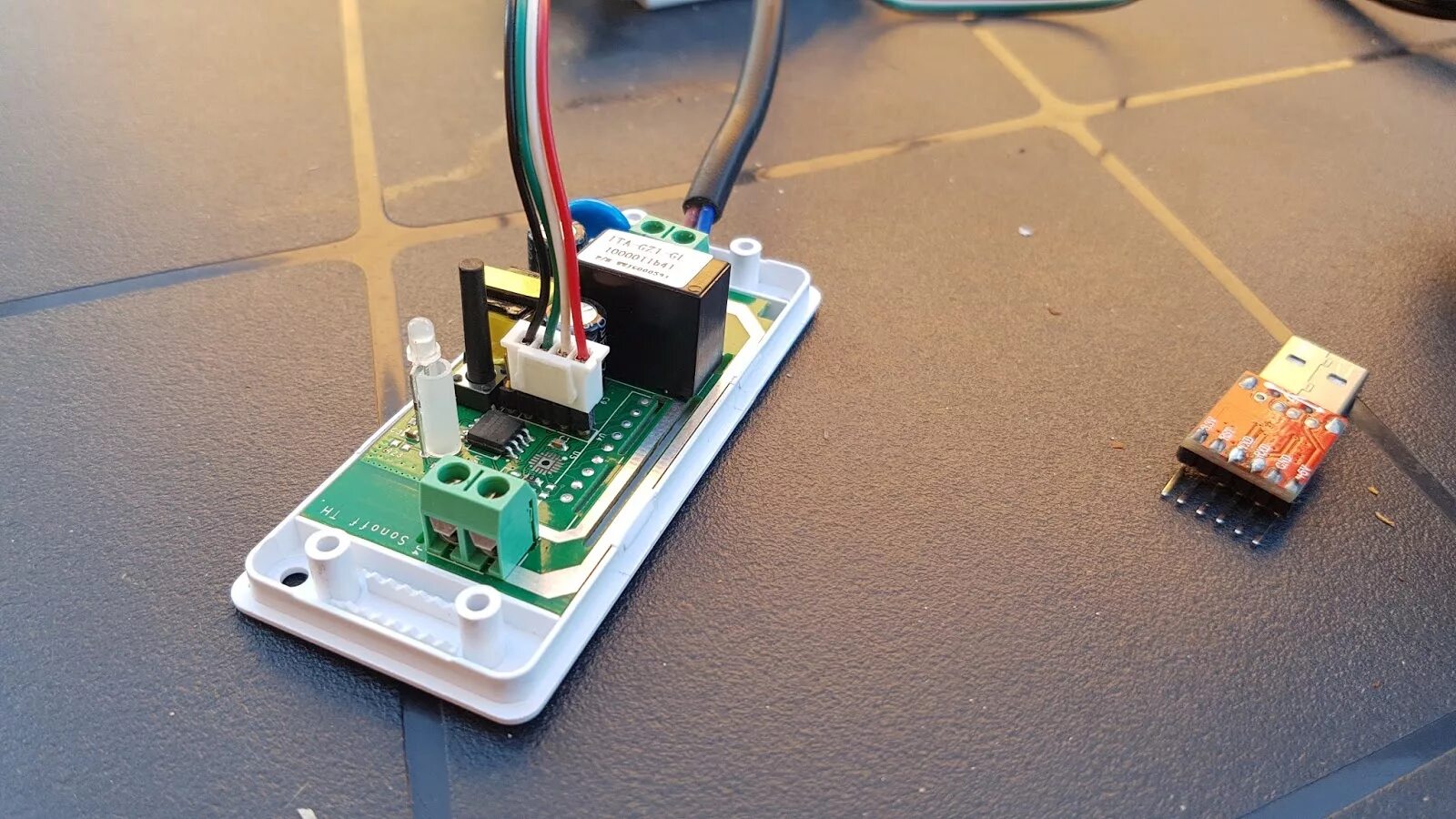 Прошивка sonoff mini. Распиновка sonoff basic. Sonoff прошивка. Gpio14 sonoff. Sonoff pow.
