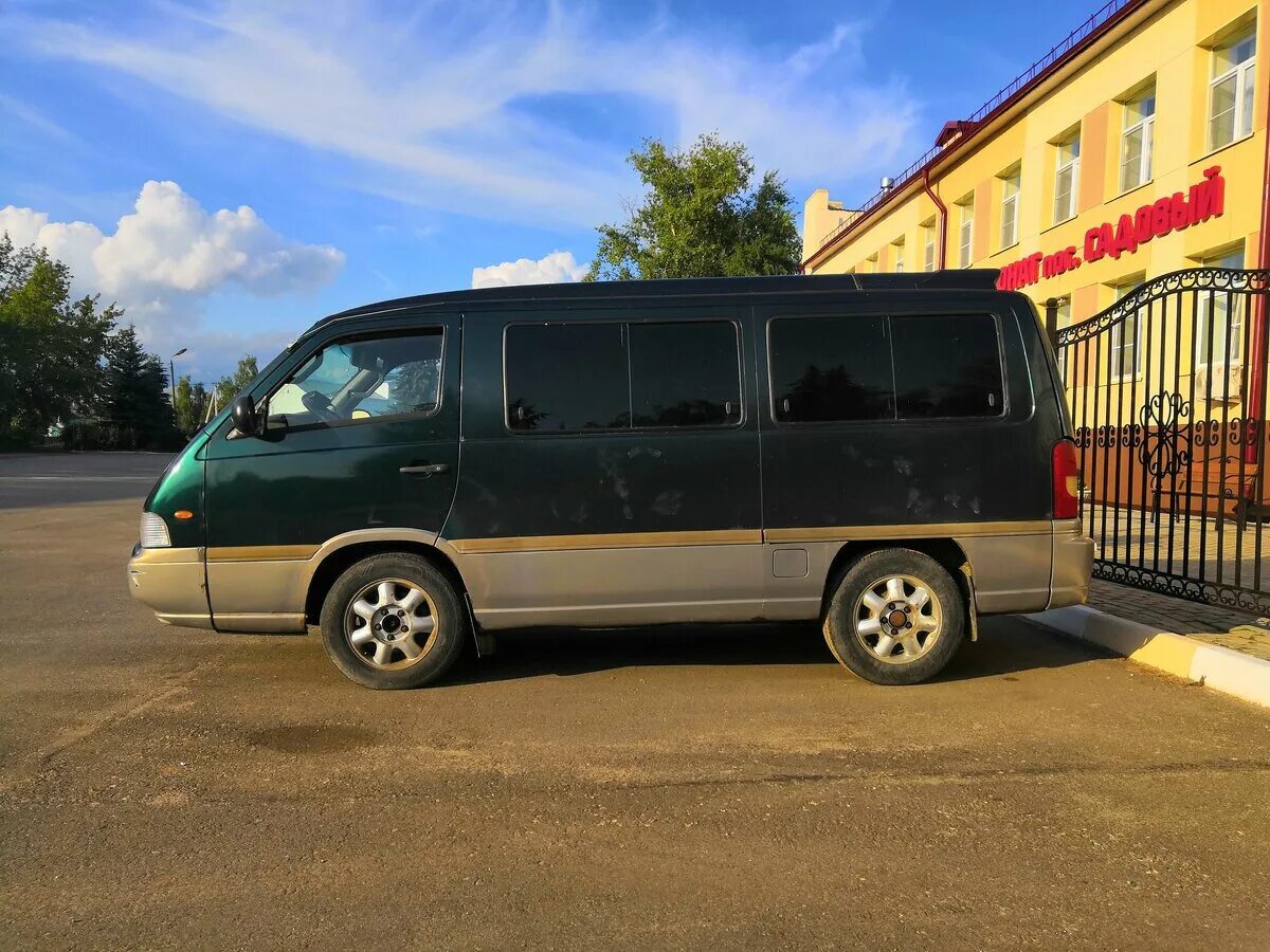 Саньенг Истана 2001. Санг Йонг Истана. SSANGYONG Istana i. SSANGYONG Istana 2001 автодом. Купить саньенг истану