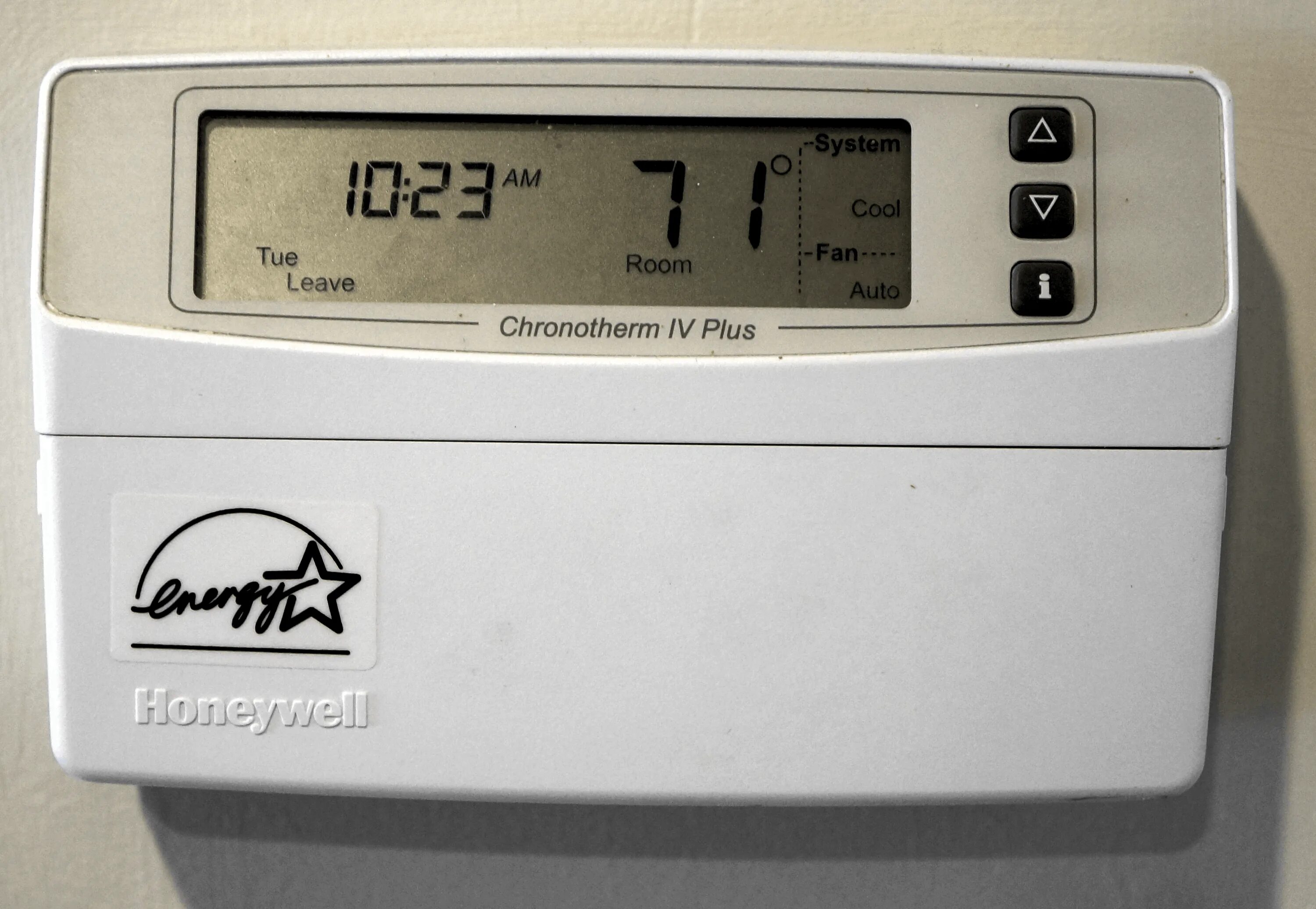 Honeywell регулятор отопления. Термостат Honeywell 2619. 1530 Honeywell. Honeywell thermostat instruction. Ew04 plus