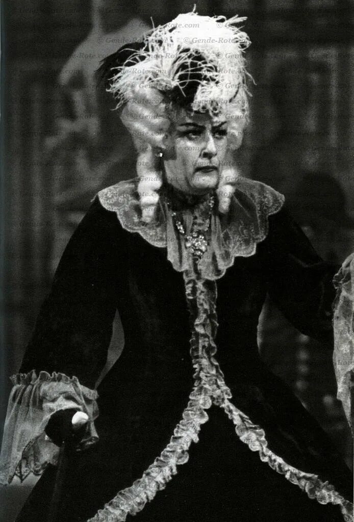 Ария графини из пиковой дамы. Опера пиковая дама чайковский. Елена образцова графиня в пиковой даме. Елена образцова пиковая дама. Опера пиковая дама софья преображенская.