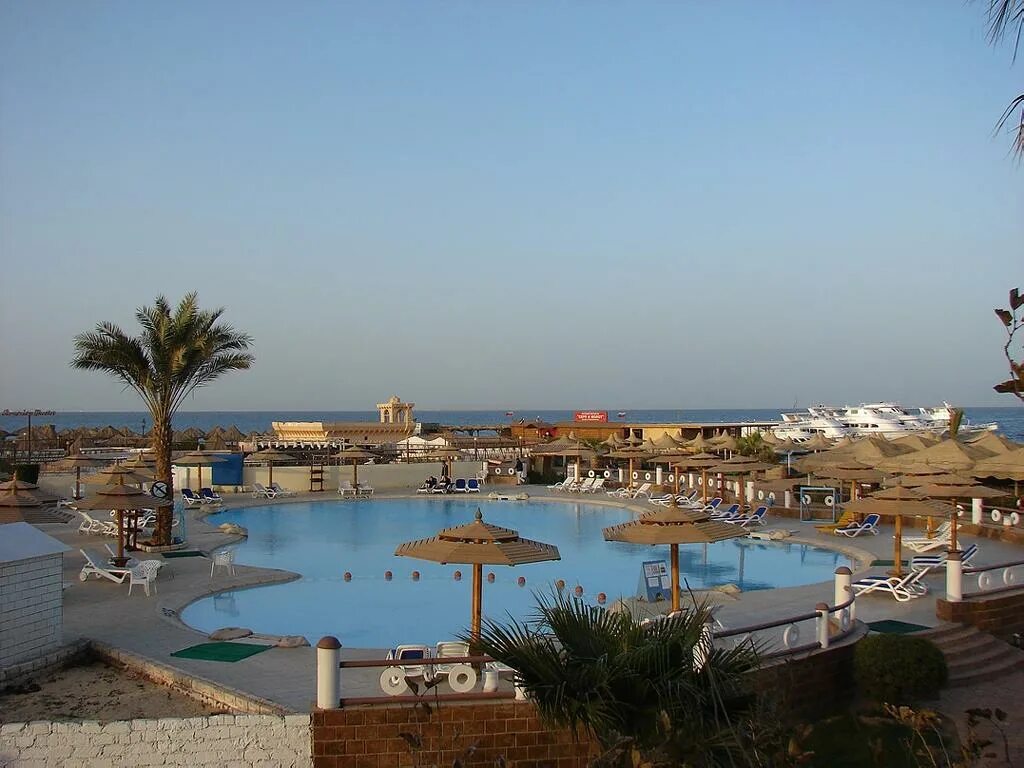 Египет Хургада алладин Бич Резорт. Египет отель алладин. Aladdin Beach Resort Hurghada 4. Аладдин Египет Хургада.