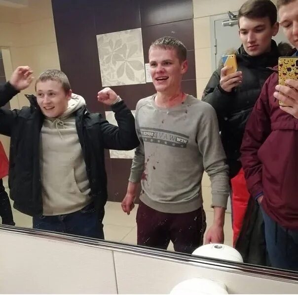Бахов 12 друзей. Влад Бахов. Родители Влада Бахова. Янченков и Влад Бахов. 12 Друзей Влада Бахова.
