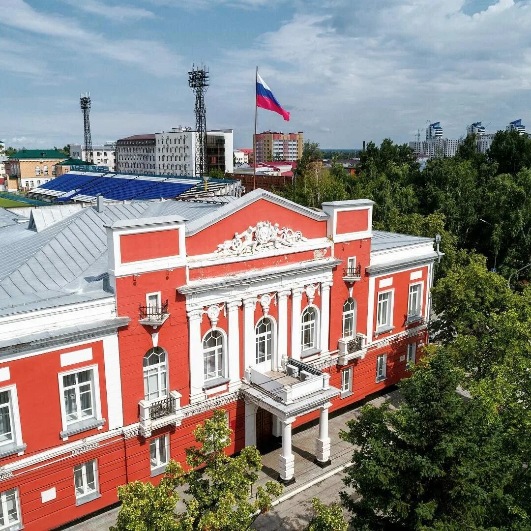 Где в барнауле можно сделать. Здание городской Думы (Барнаул). Барнаул столица Алтайского края. Дом начальника Алтайского горного округа Барнаул. Здание администрации города Барнаула.