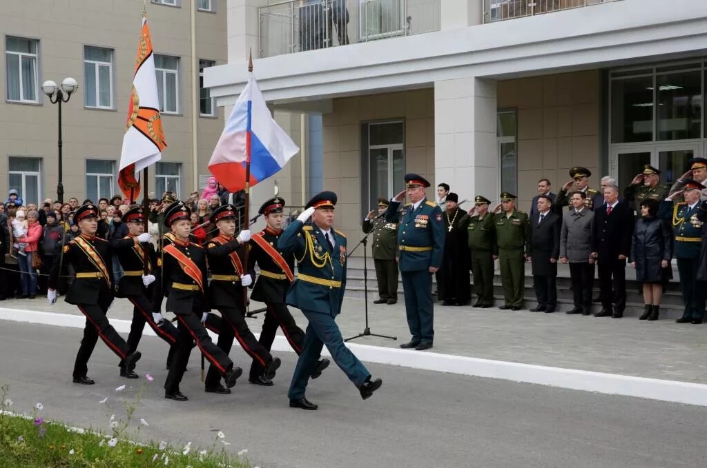 Сайт пермского суворовского. Суворовское военное училище Пермь. Пермское Суворовское училище Звездный. Суворовское кадетское училище Пермь. Пермское военное Суворовское училище зато Звездный.