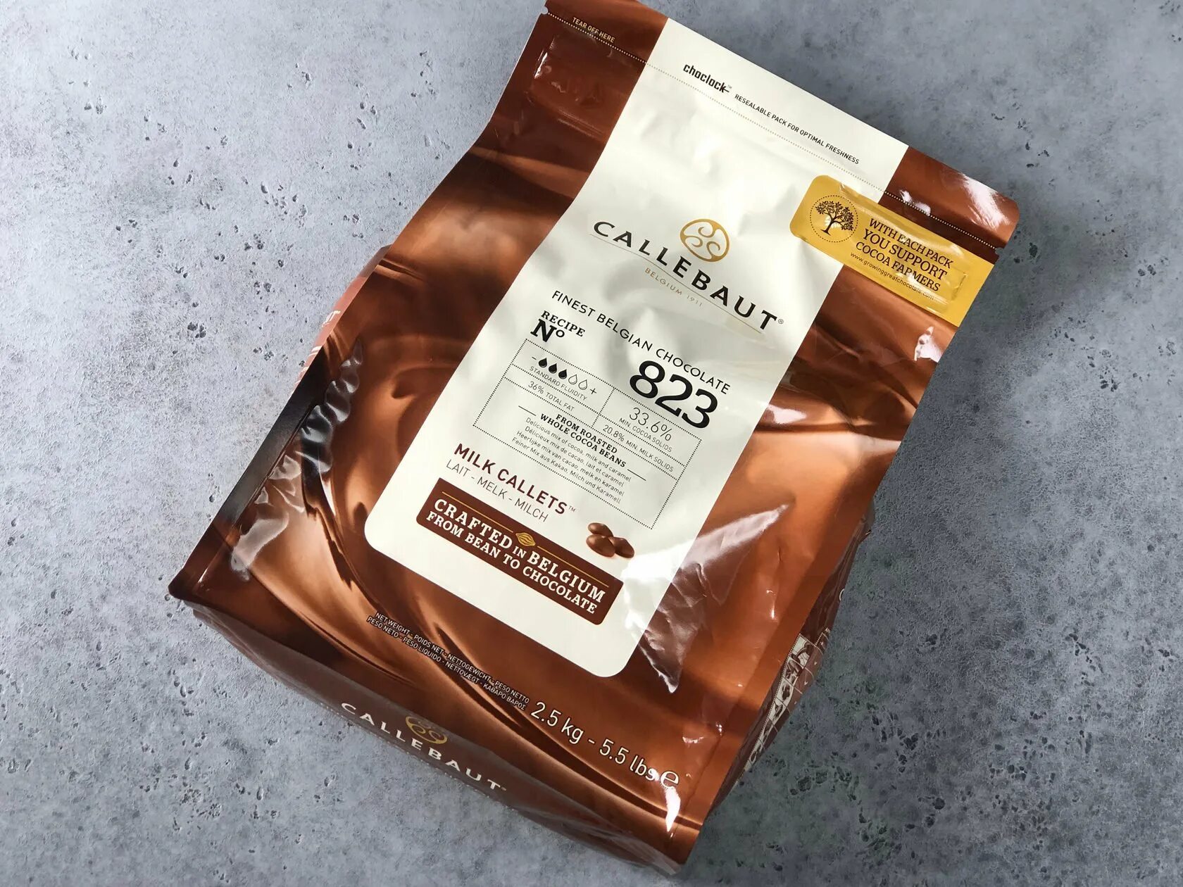 Callebaut 2.5 кг 33,6. Барри Каллебаут шоколад 5 кг. Шоколад Barry Callebaut молочный 2.5кг. Шоколад белый Velvet 32% Callebaut, 2,5кг. Шоколад барри каллебаут