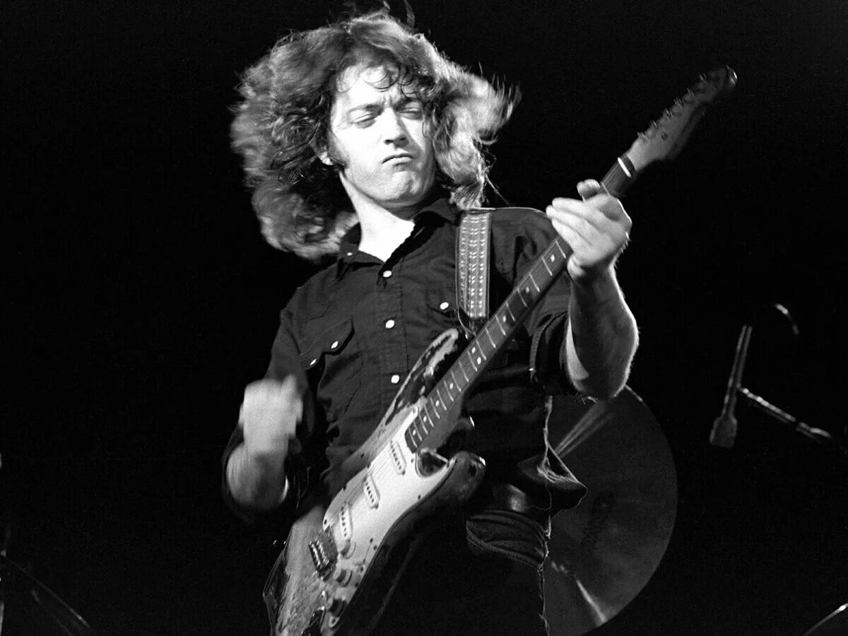 Rory gallagher рори галлахер. Rory gallagher. Рори галлахер 1995. Rory gallagher. Рори галлахер с гитарой.