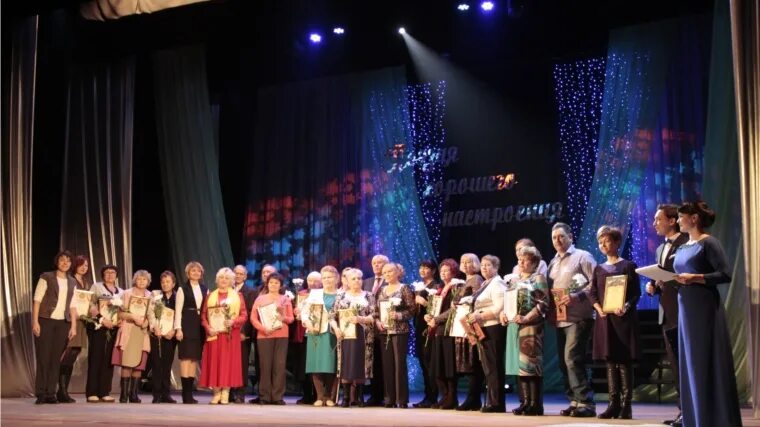 Концерт ко дню инвалидов. Мелиховский дк день инвалидов концерт. Дк андреевка официальный сайт. Дом культуры. Прошел концерт ко дню инвалидов.