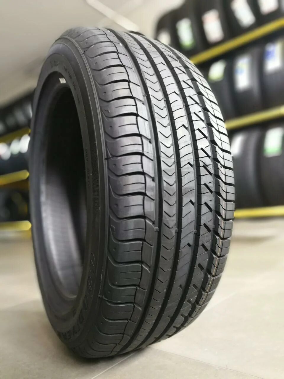 Goodyear Eagle Sport TZ FP. Goodyear Eagle Sport TZ 225/60 r16. Goodyear Eagle Sport TZ 215/55r17. Goodyear 225/50r17 94w Eagle Sport TZ TL FP. Goodyear eagle sport tz suv r17