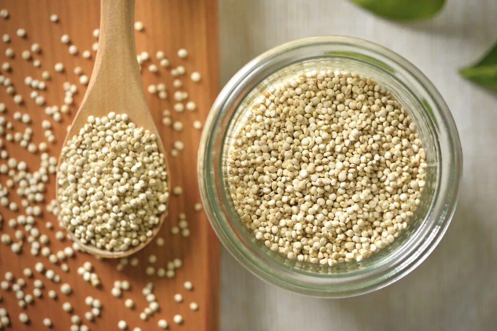 Quinoa. Семена киноа. Киноа крупа. Киноа суперфуд. Киноа суперфуд.