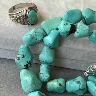 Бусы из бирюзы натуральной
