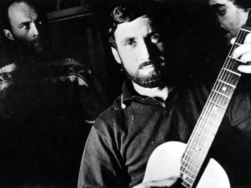 Слушать песни высоцкого вертикаль. Володя «вертикаль» 1966. Слушать песни высоцкого вертикаль. Слушать песни высоцкого вертикаль. Песня о друге вертикаль.