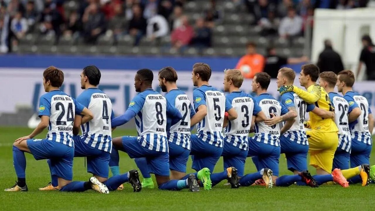 Герта 2 берлин. Hertha bsc. Герта (футбольный клуб, берлин). Герта москва. Фк герта берлин.
