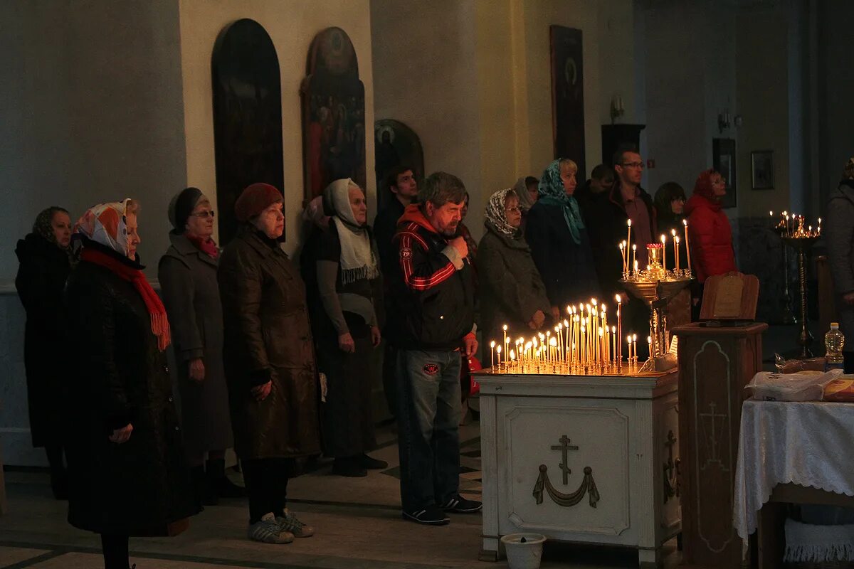 Читать вечернюю службу сегодня