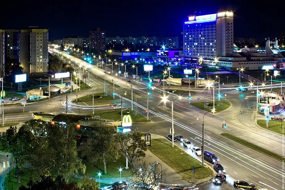Проспект пушкина 54 минск. Проспект пушкина минск. Метро пушкинская минск. Минск пушкинская. Проспект пушкина.