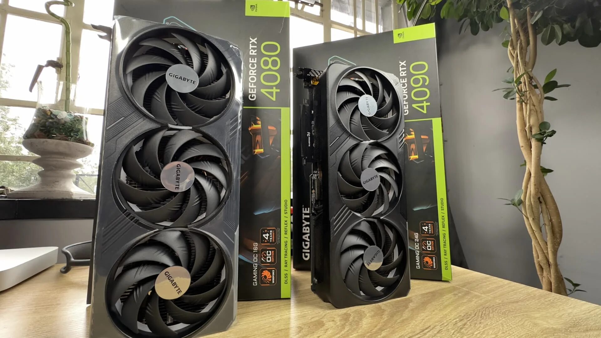 Gigabyte geforce rtx 4070 aero oc 12g. Nvidia 4080 gigabyte. Gigabyte 4080 gaming oc. Gigabyte geforce rtx 4090 aero. Gigabyte aero 4070.