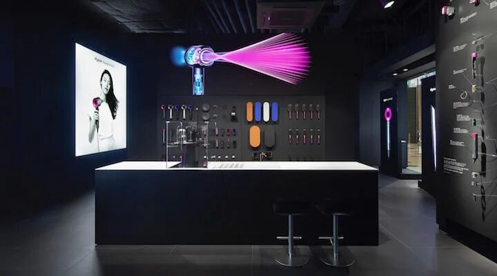 Дайсон Дубай. Магазин Дайсон в Корее. Дубай Молл Дайсон. Dyson Showroom.