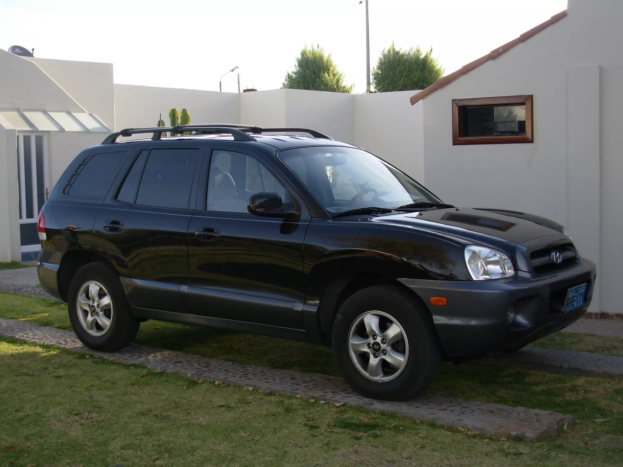 Санта фе 1 поколения дизель. Hyundai Santa Fe 2005. Хендай Санта Фе Классик 2005. Hyundai Santa Fe 2002 2.7. Хендай Санта Фе 1 2005.