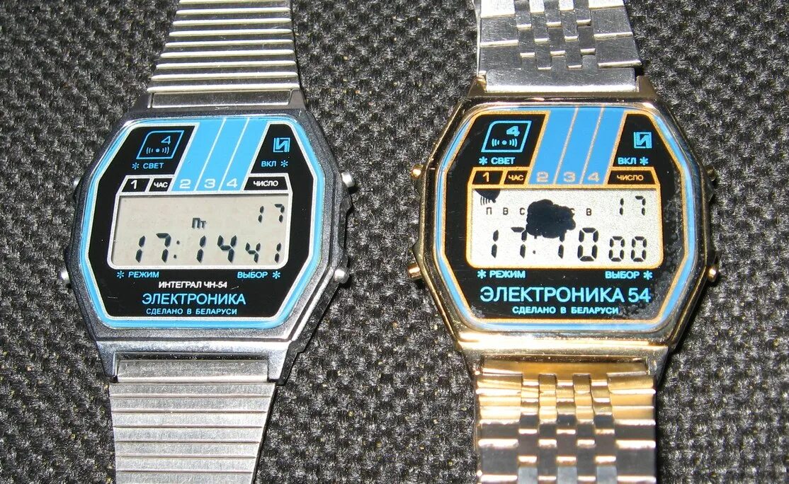 Магазин часов в тюмени. Часы электронном рае. М пражская ул кировоградская д 15 тц электронный рай. Часы электронном рае. Электронный рай фото.