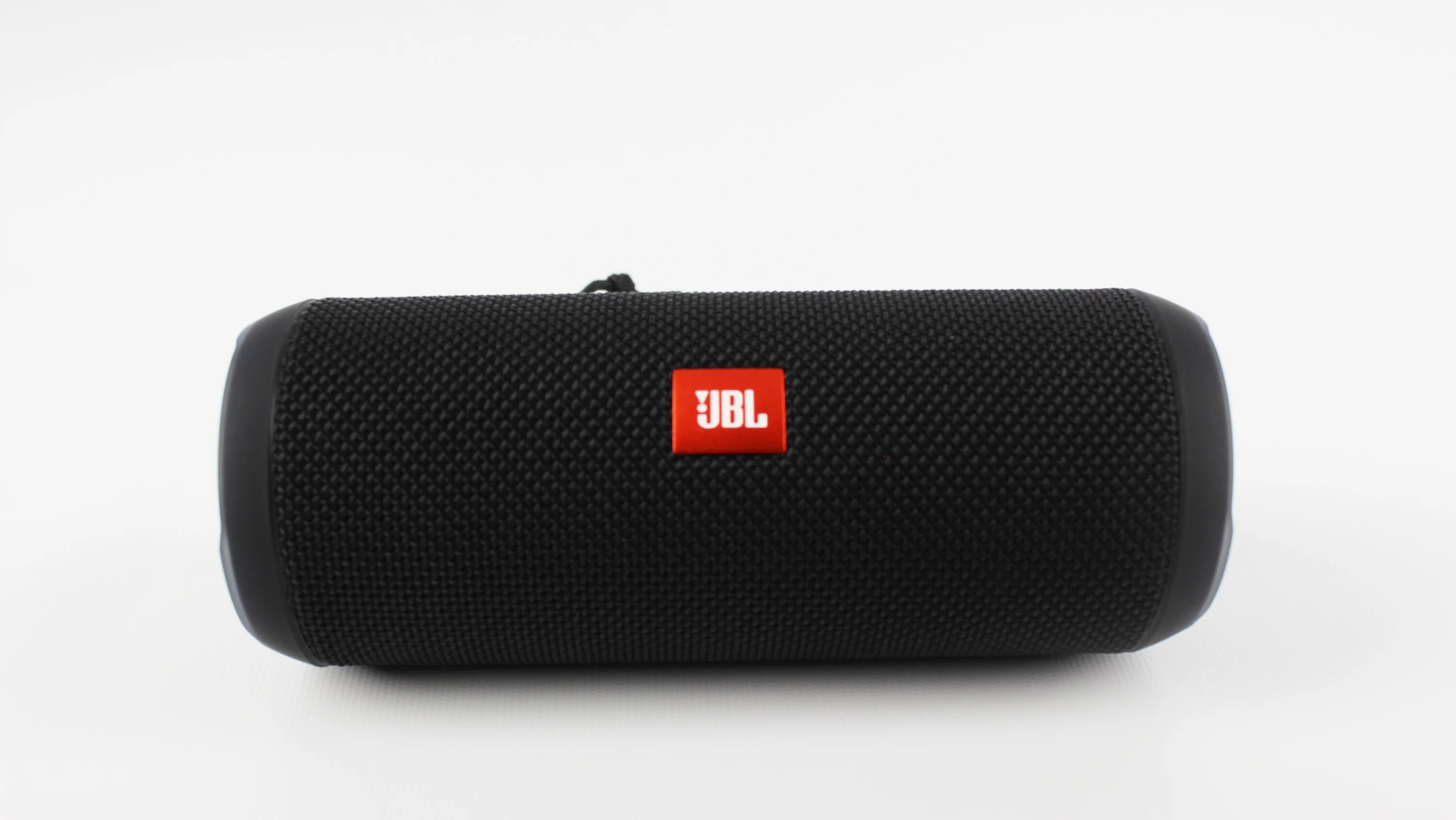 Блютуз колонка обзор. Колонка жбл флип 3. JBL Flip 3 динамики. Блютуз колонка JBL Flip 3 оригинал. Комплект колонки JBL Flip 3.