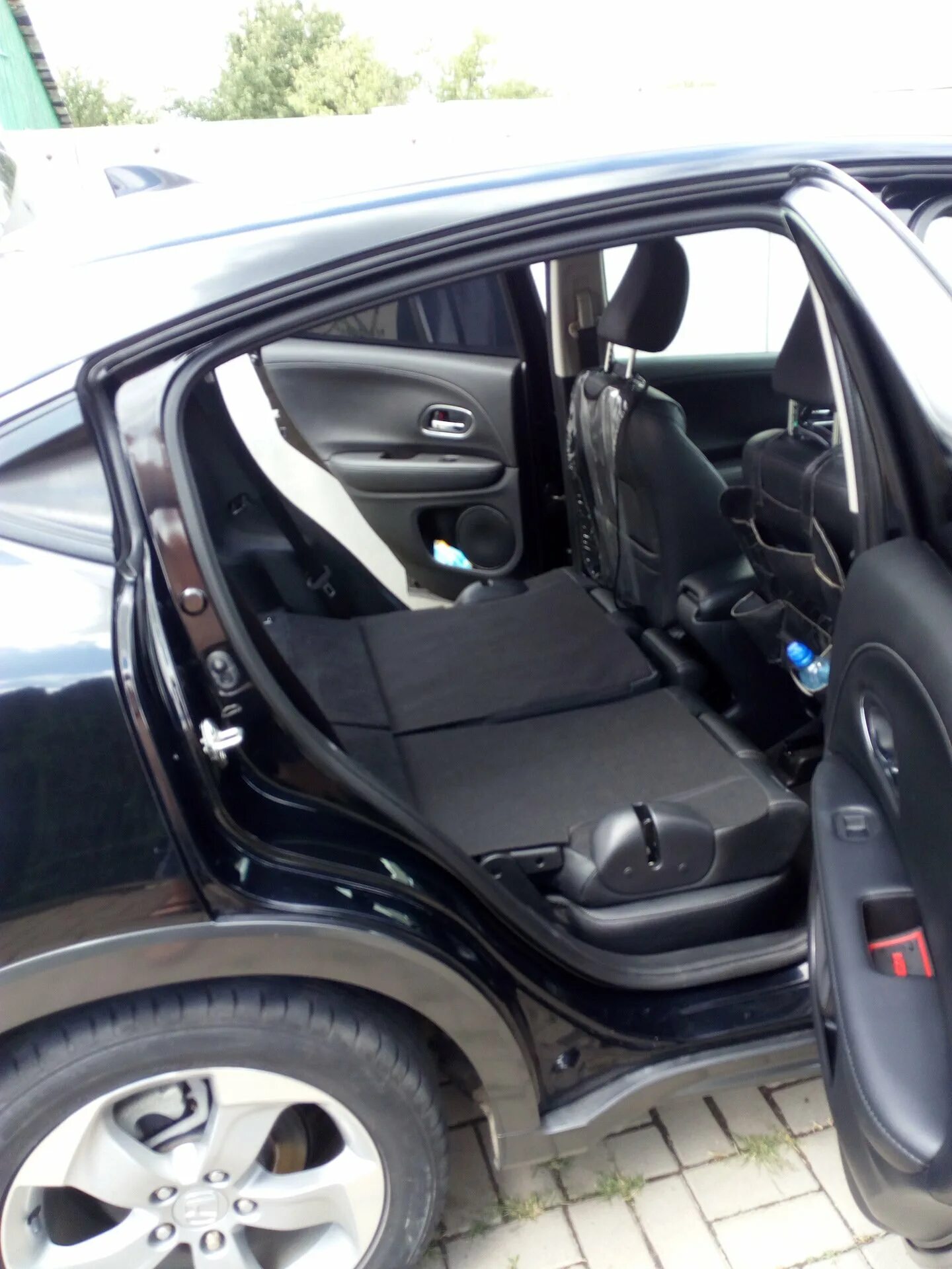 Honda vezel красный. Honda vezel. Honda vezel 2014. Дверь honda vezel. Honda hr-v 2023.