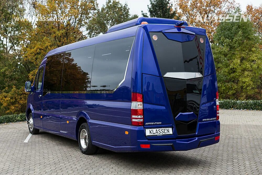 Спринтер пассажирский бу. Mercedes-Benz Sprinter 519. Mercedes-Benz Sprinter 519 CDI. Мерседес 519 Спринтер турист. Мерседес Спринтер турист 2020.