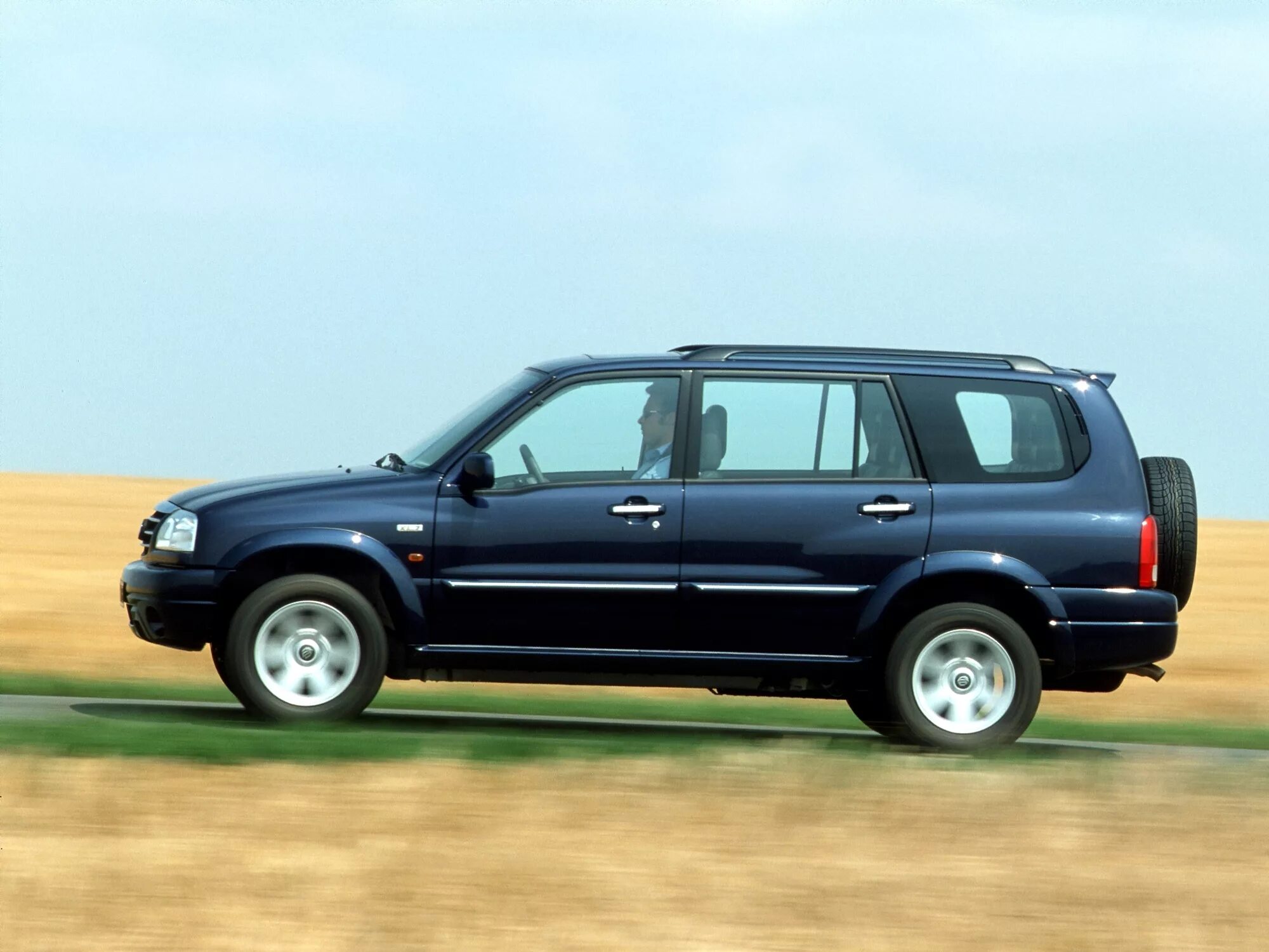 Сузуки первого поколения. Suzuki Grand Vitara XL-7. Suzuki Grand Vitara XL-7 2001. Гранд Витара xl7. Сущуки Грант Витара ХL 7.