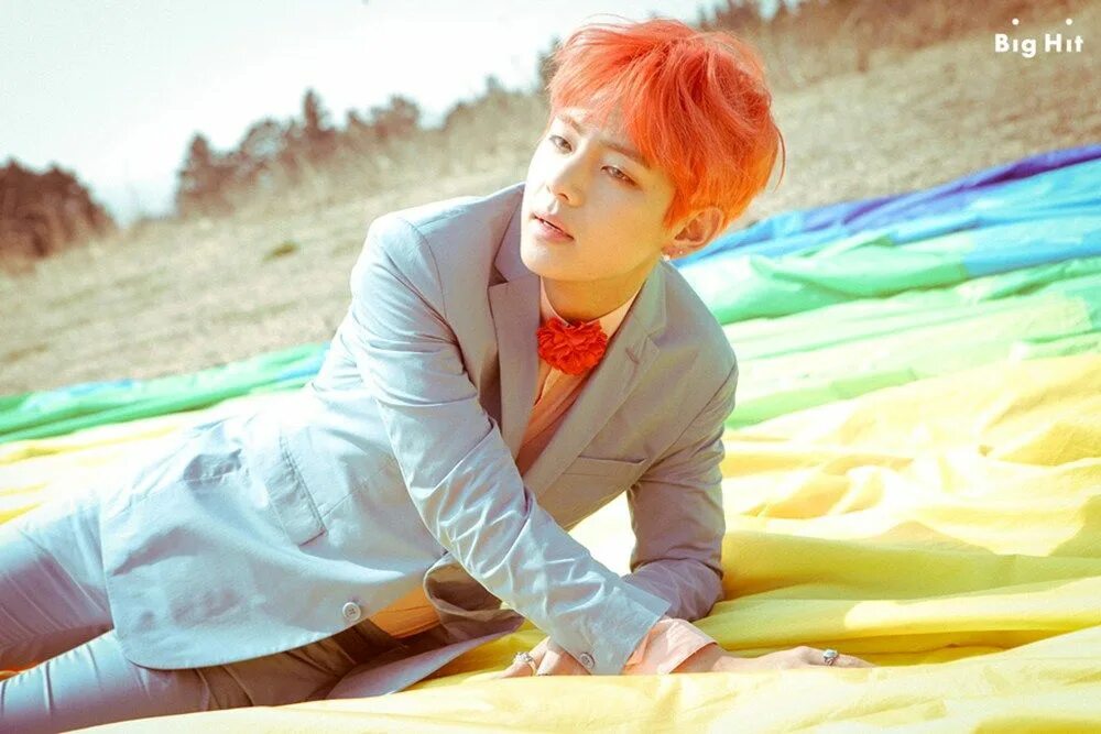 The most beautiful moment in life bts. Тэхен hyyh. ким тэхен фотосессия young forever. bts young forever фотосессия. the most beautiful moment in life тэхен.