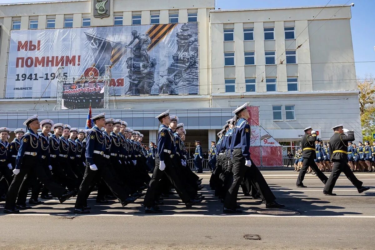 Во сколько начинается парад в калининграде. Парад победы в калининграде 2025. 9 мая 2025 калининград. парад 9 мая калининград. день победы парад.