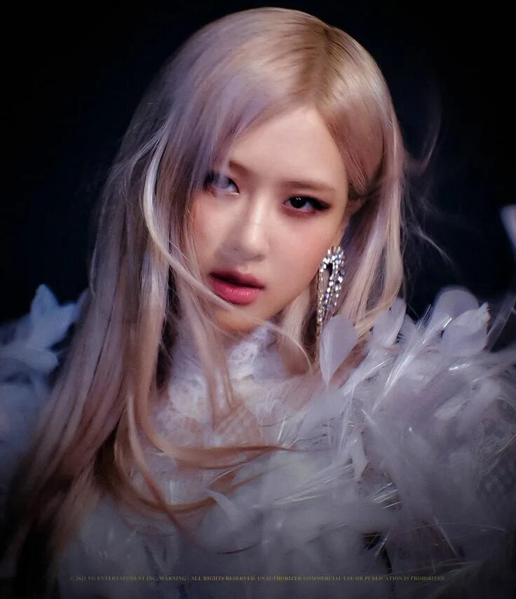 Песни rose is. Rose блэкпинк. Розэ BLACKPINK. Розэ BLACKPINK 2021. Розэ из BLACKPINK.