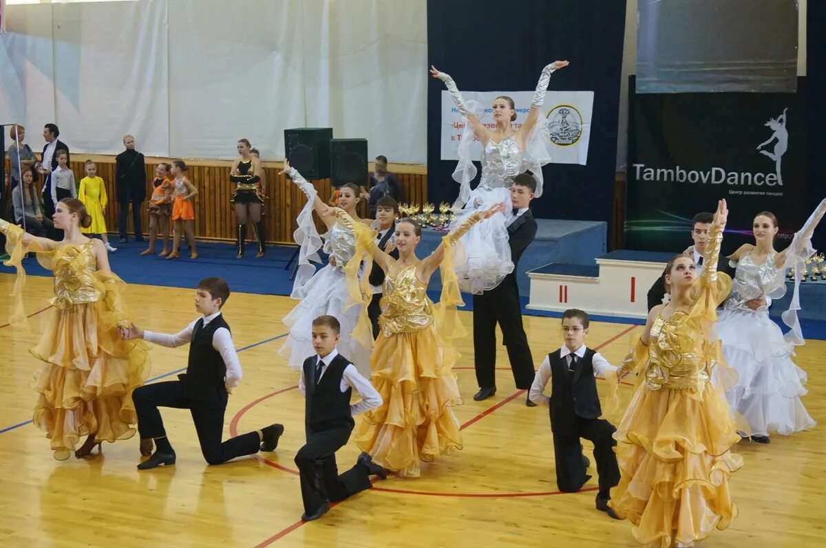 фестиваль улица горящих фонарей 2021 магнитогорск фото.