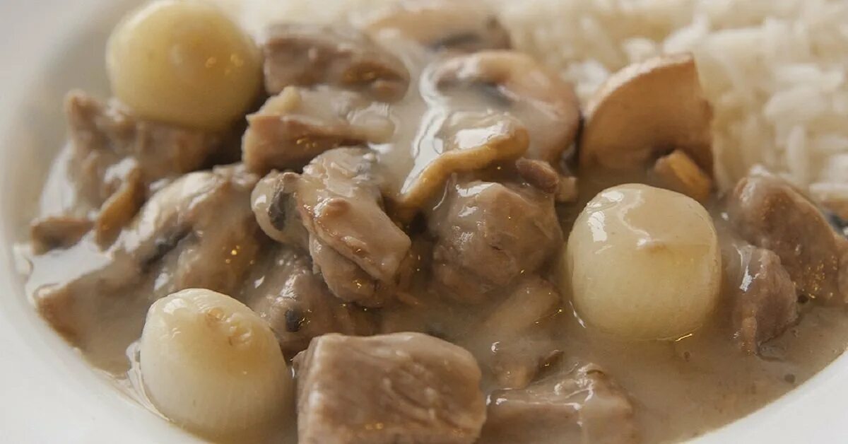 Бланкет из телятины. Бланкет де во. Телячий бланкет. Бланкет из телятины. Бланкет из говядины.