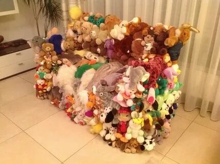 Сделано из старых игрушек