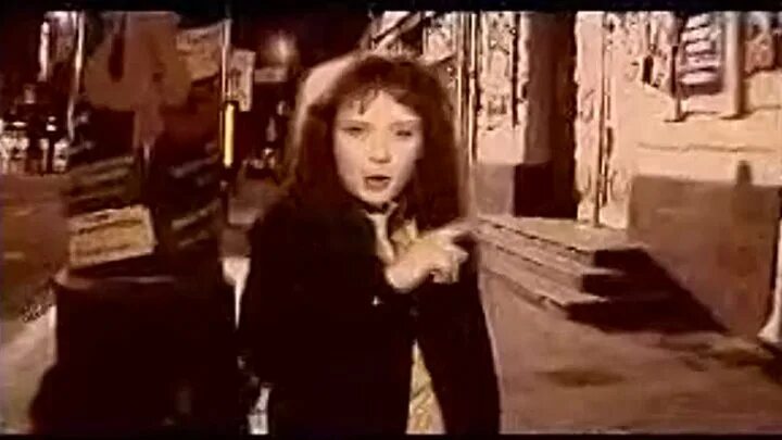 клип ежова. фёрст леди 1997год с озвучкой русской. клип ежова. ира ежова курносая. у курносой маршрут один слушать.