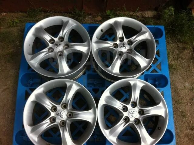 Диски mitsubishi outlander r17. Диски митсубиси r17. Диски митсубиси asx r17 оригинал. Все оригинальные диски mitsubishi. Диски enkei evo 7.